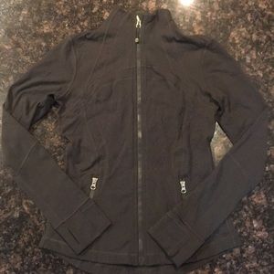 Olive green Lululemon define jacket size 8